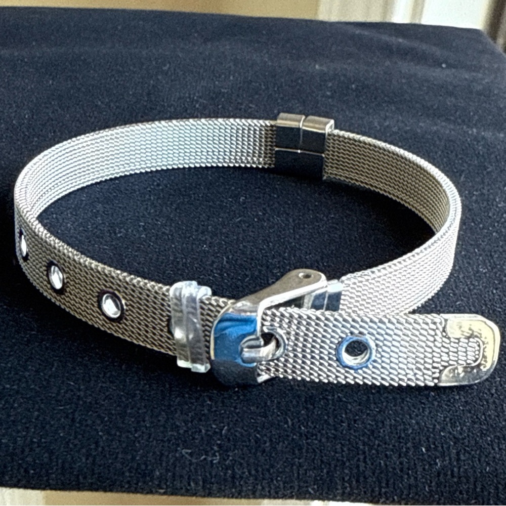Silver Belt Buckle Mesh Bracelet Watch Band